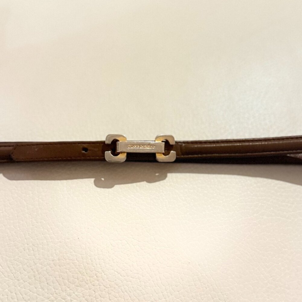 VINTAGE CASSANDRE PARIS BROWN LEATHER SKINNNY BELT GOLD TONE LOGO BUCKLE SIZE 44